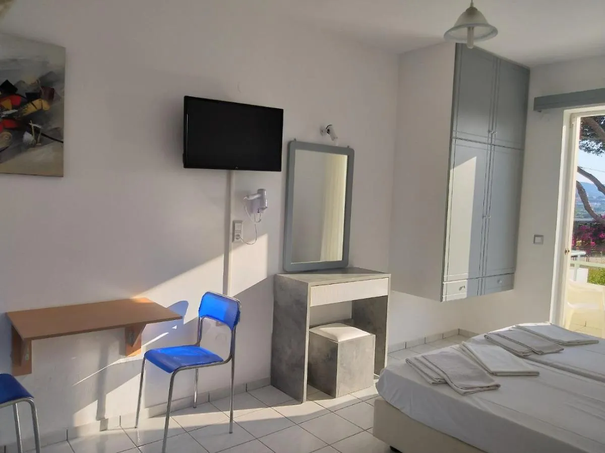 Dm Apartments Platanias  Greece